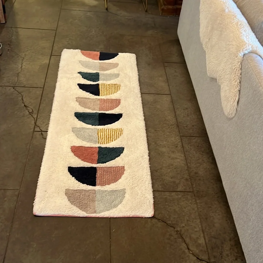 WEST ELM Colorful Geometric Pattern Rug 24